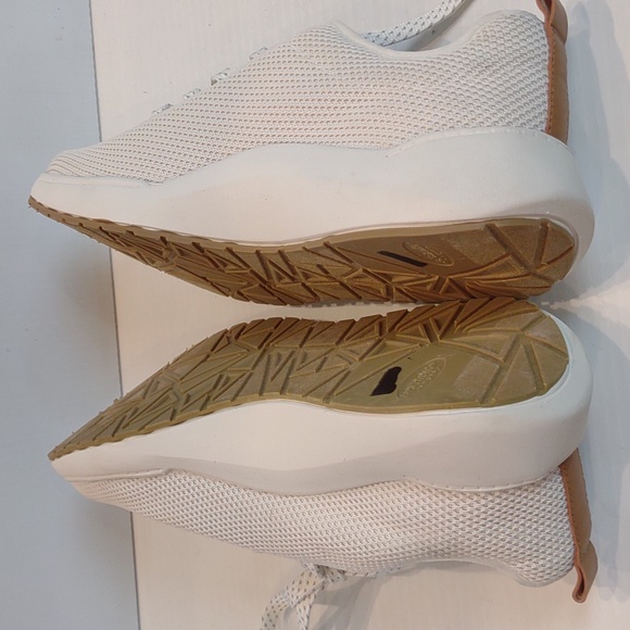 Dr. Scholl's White Lace-Up Knit Lightweight Fitness Gym Sneakers - Picture 7 of 12